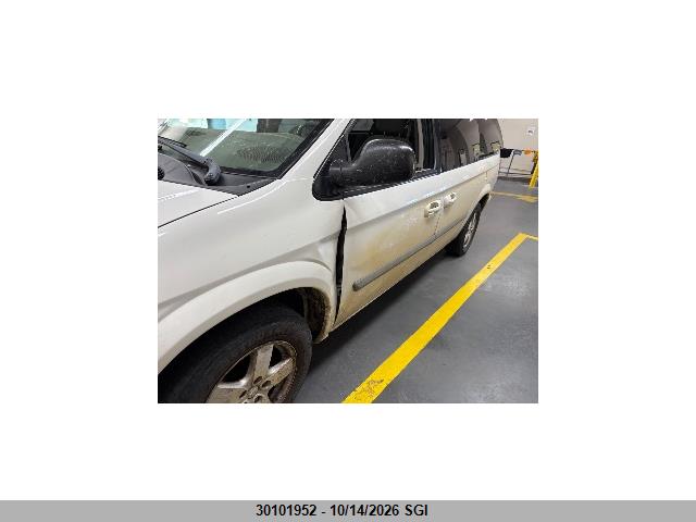 30101952 :رقم المزاد ، 1D4GP24R97B257724 vin ، 2007 Dodge Grand Caravan Se مزاد بيع