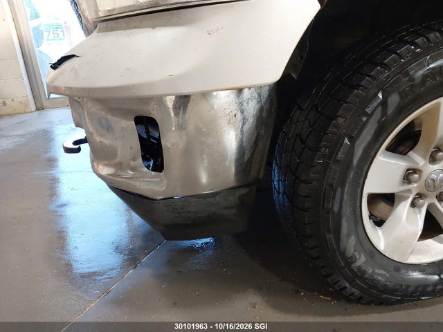 1C6RR7LM3FS576593 RAM 1500 Slt