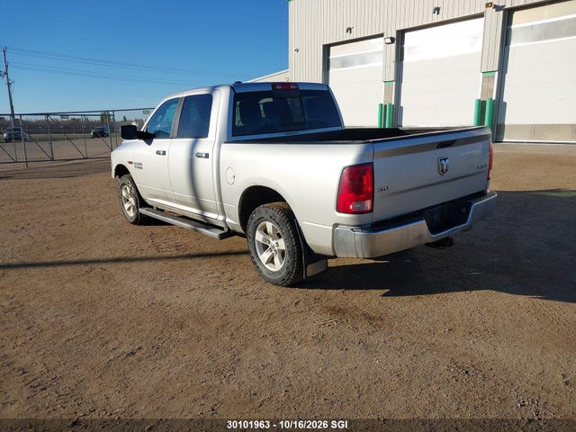 1C6RR7LM3FS576593 RAM 1500 Slt