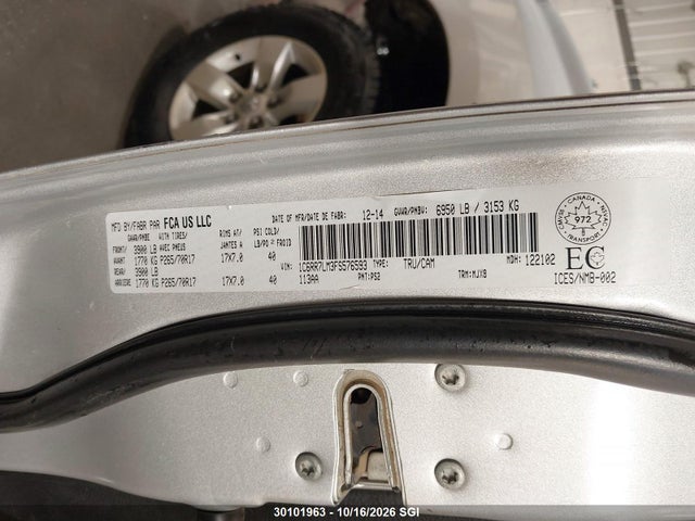 1C6RR7LM3FS576593 RAM 1500 Slt