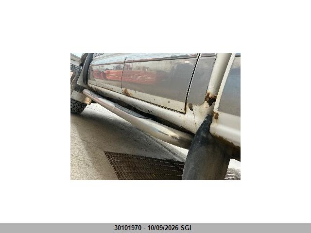 Продажа на аукционе авто 2001 Gmc Sierra K2500 Heavy Duty, vin: 1GTHK29121E218935, номер лота: 30101970
