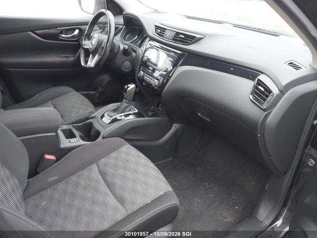 Продаж на аукціоні авто 2018 Nissan Qashqai S/sl/sv, vin: JN1BJ1CR3JW281038, номер лоту: 30101957