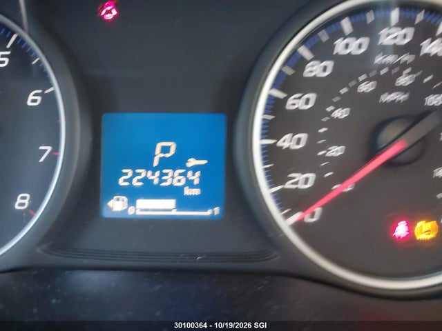 JA4AZ2A31JZ611323 Mitsubishi Outlander Es
