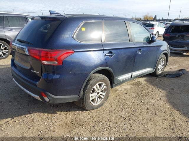 JA4AZ2A31JZ611323 Mitsubishi Outlander Es