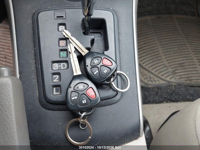 30102024 :رقم المزاد ، 2T1BU4EE8AC245838 vin ، 2010 Toyota Corolla S/le/xle مزاد بيع