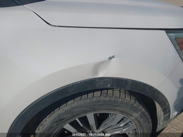 Ford Explorer Platinum 2017 1FM5K8HT5HGA38318 Image 17