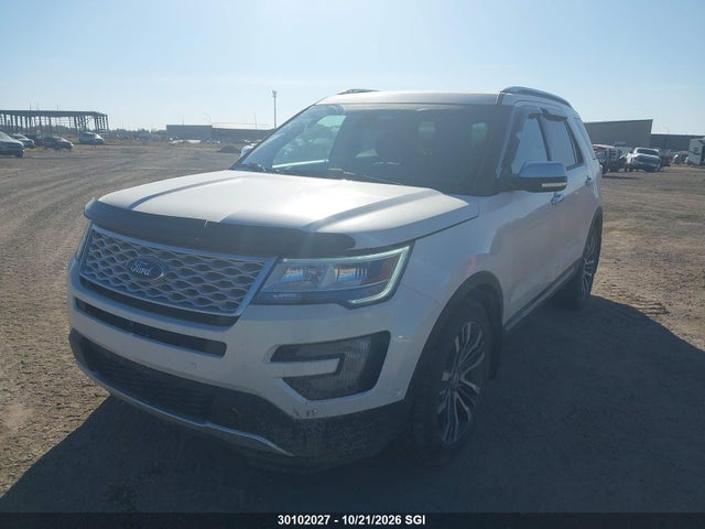 Ford Explorer Platinum 2017 1FM5K8HT5HGA38318 Image 2