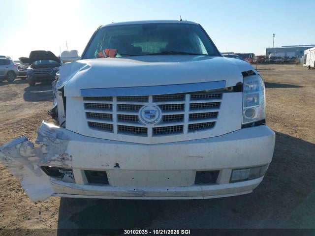 30102035 :رقم المزاد ، 1GYFK66858R111147 vin ، 2008 Cadillac Escalade Esv مزاد بيع