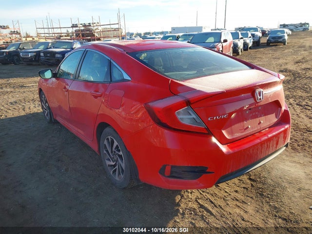 Honda CIVIC EX 2018 2HGFC2F84JH009597 Image 3