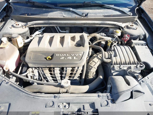 Chrysler 200 LX 2014 1C3CCBAB5EN128197 Image 10