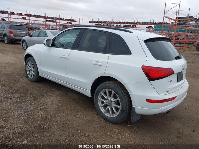 30102050 :رقم المزاد ، WA1CFCFP7DA016272 vin ، 2013 Audi Q5 2.0t مزاد بيع