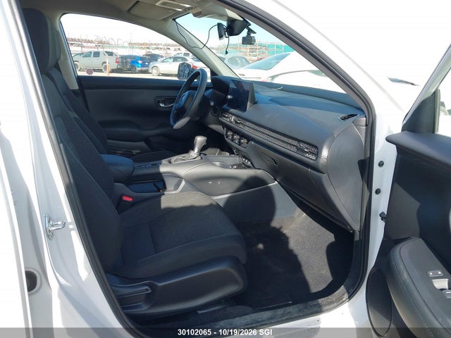 Honda HR-V LX 2026 3CZRZ2H33TM104307 Image 5