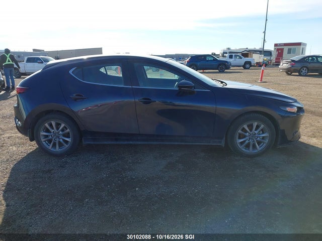 Mazda 3 Preferred 2021 JM1BPALL2M1312188 Image 14