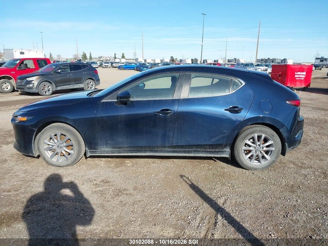 Mazda 3 Preferred 2021 JM1BPALL2M1312188 Image 15