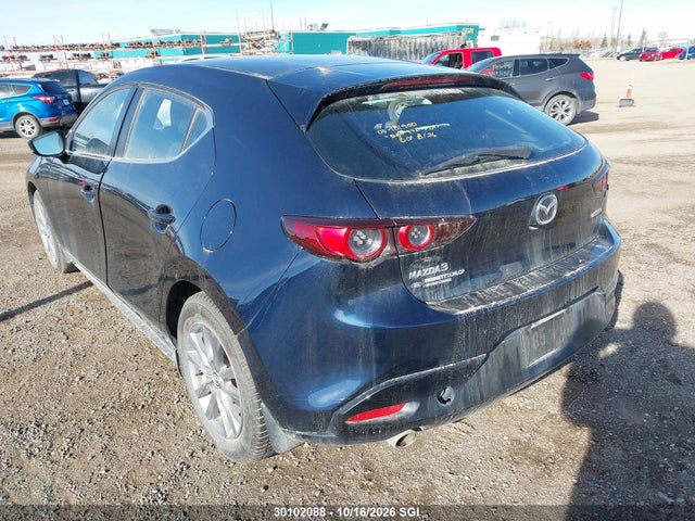Mazda 3 Preferred 2021 JM1BPALL2M1312188 Image 3