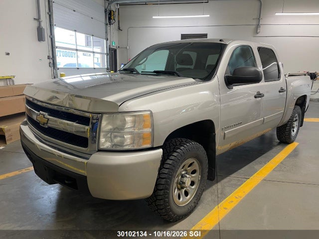 30102134 :رقم المزاد ، 2GCEK13M171637336 vin ، 2007 Chevrolet Silverado K1500 Crew Cab مزاد بيع