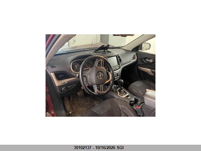 1C4PJMCBXHW635574 Jeep Cherokee Latitude
