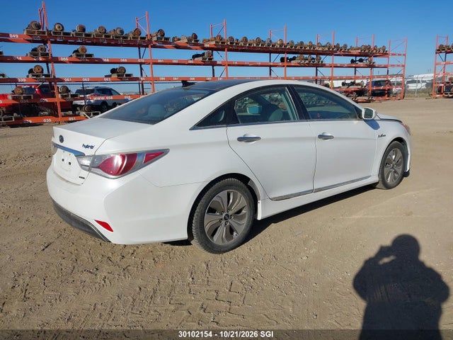 Hyundai SONATA HYBRID 2014 KMHEC4A44EA108981 Image 4