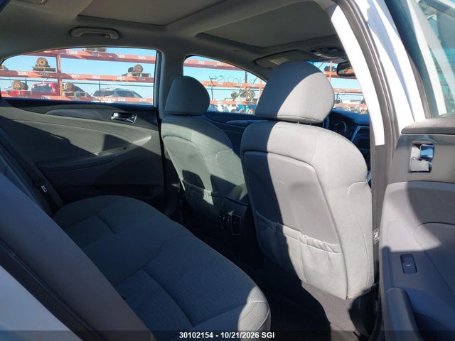 Hyundai SONATA HYBRID 2014 KMHEC4A44EA108981 Image 8