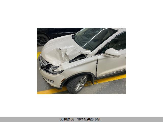 5LMCJ2D93JUL20849 Lincoln MKC SELECT