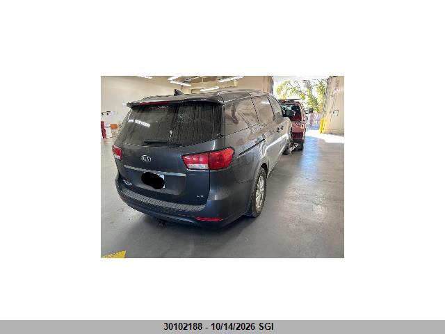 KIA SEDONA LX 2015 KNDMB5C11F6056645 Image 4