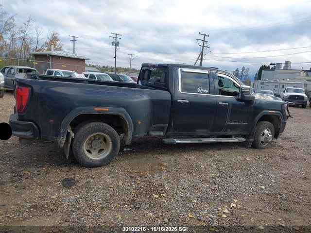 1GT49WEY3NF324833 GMC Sierra K3500 Denali