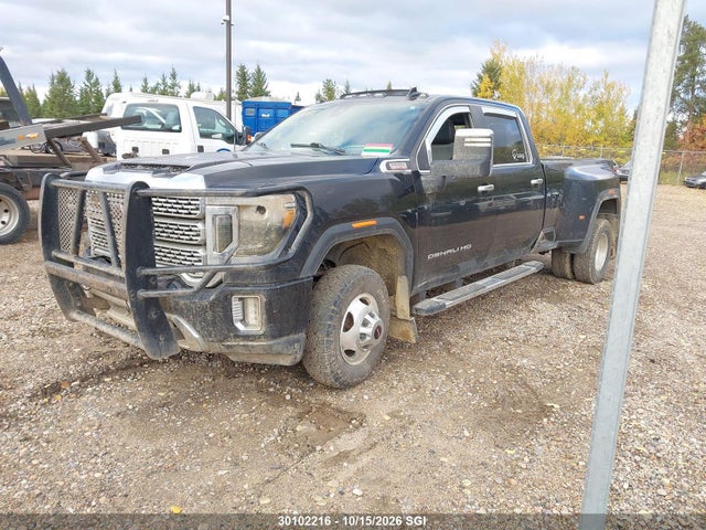 1GT49WEY3NF324833 GMC Sierra K3500 Denali