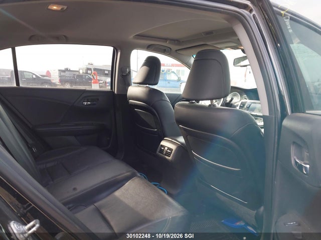 Honda Accord Touring 2014 1HGCR2F91EA808722 Image 8