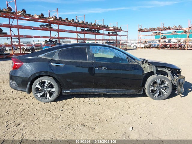 Honda Civic Touring 2017 2HGFC1F92HH104172 Image 14
