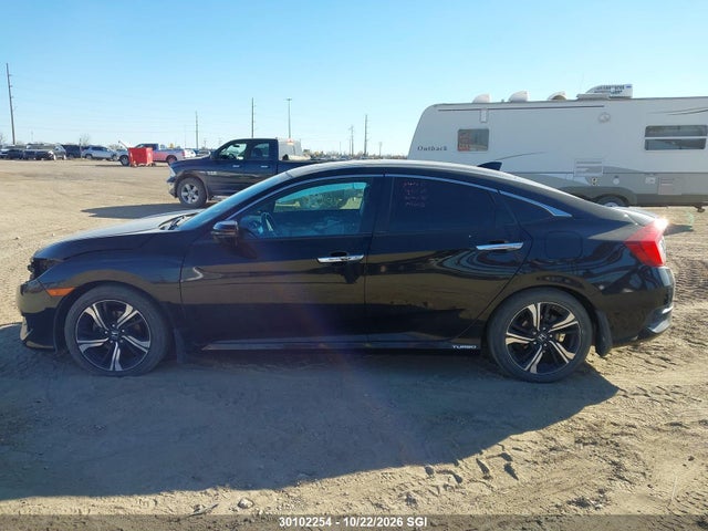 Honda Civic Touring 2017 2HGFC1F92HH104172 Image 15
