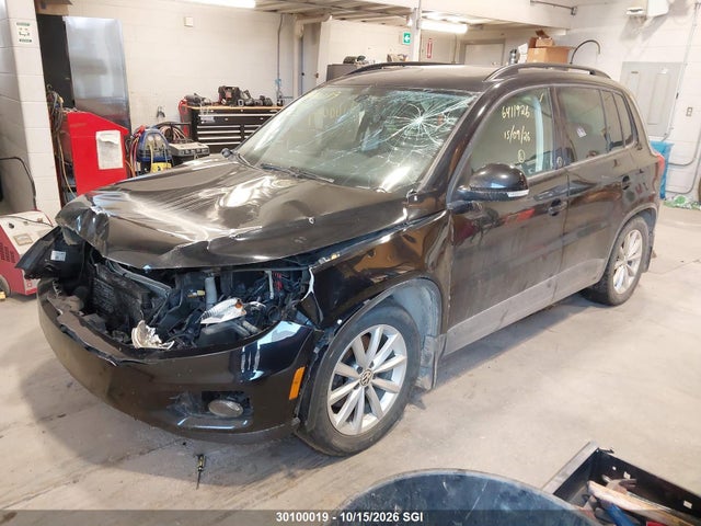 WVGNV7AX7HW512824 Volkswagen Tiguan Wolfsburg