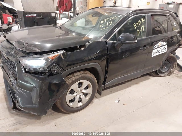 Toyota RAV4 LE 2021 2T3B1RFV7MC150493 Image 2