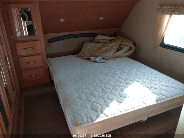 30100377 :رقم المزاد ، 1NL1YFM29E1075772 vin ، 2014 Gulf Stream Coach Inc 27frbw 27frbw مزاد بيع