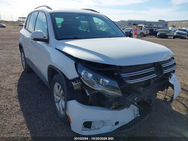 Volkswagen Tiguan S/se/sel/r-line 2015 WVGJV7AX0FW524003 main image