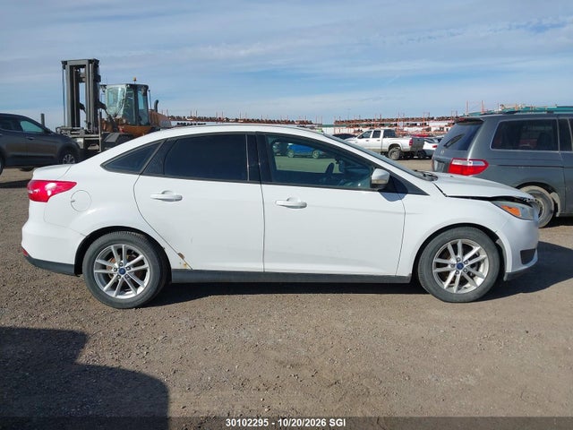 Ford FOCUS SE 2015 1FADP3F27FL309341 Image 14