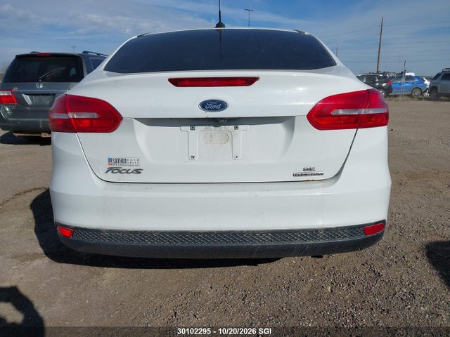 Ford FOCUS SE 2015 1FADP3F27FL309341 Image 17