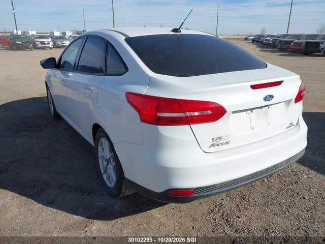 Ford FOCUS SE 2015 1FADP3F27FL309341 Image 3