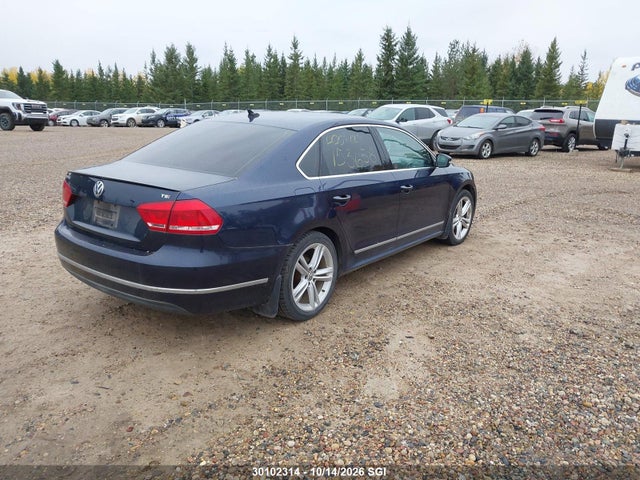 Volkswagen PASSAT SEL 2014 1VWCS7A35EC105354 Image 4