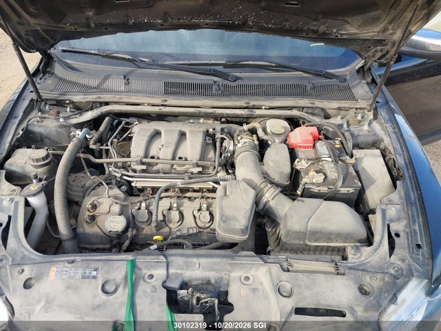 Ford Taurus Limited 2018 1FAHP2J85JG121037 Image 10