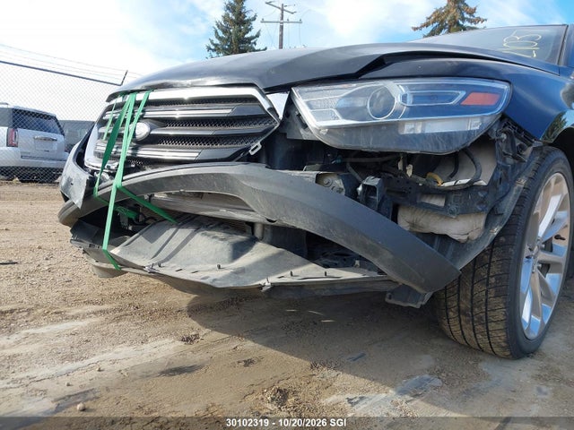 Ford Taurus Limited 2018 1FAHP2J85JG121037 Image 6