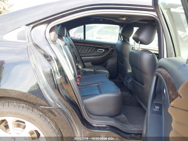 Ford Taurus Limited 2018 1FAHP2J85JG121037 Image 8