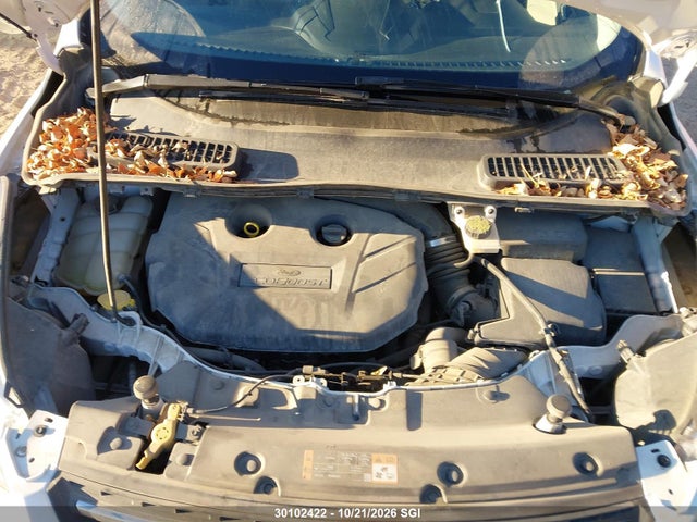 1FMCU9G92GUB17393 Ford ESCAPE SE