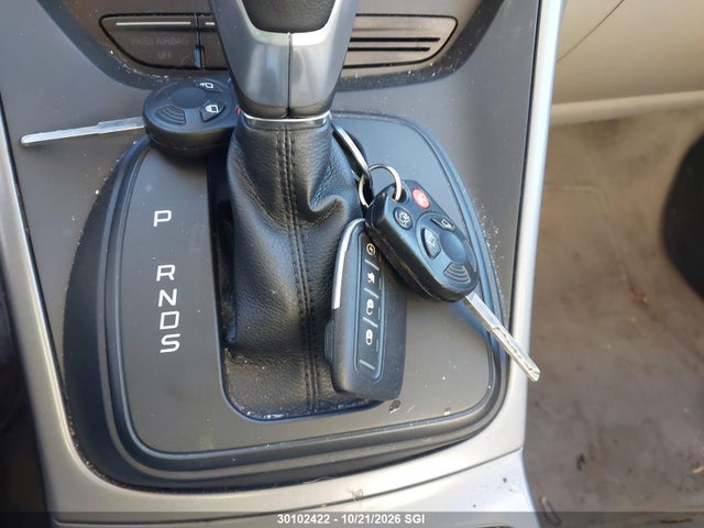 1FMCU9G92GUB17393 Ford ESCAPE SE