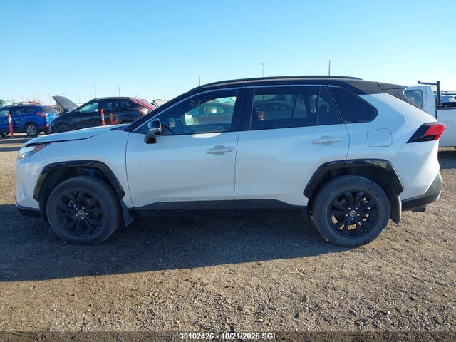 Toyota RAV4 XSE 2023 2T35WRFV2PW161368 Image 13
