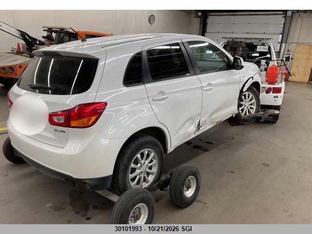 Mitsubishi RVR SE 2014 4A4AJ3AUXEE604520 Image 3