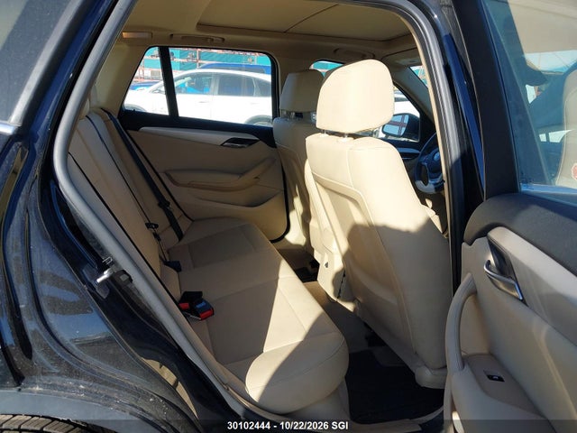 BMW X1 Xdrive28i 2015 WBAVL1C51FVY29775 Image 8