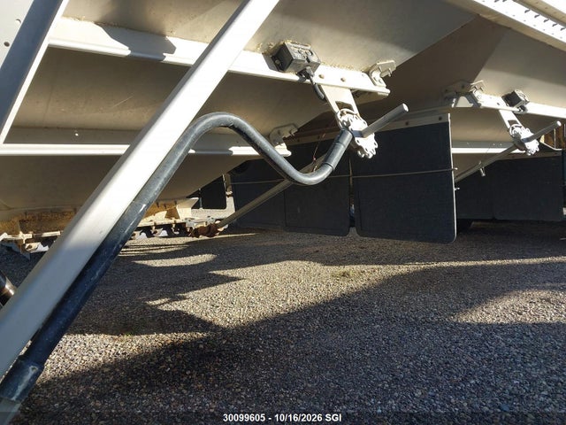 Doepker Industries Grain Lead 2024 2DEALBE31R2045002 Image 10