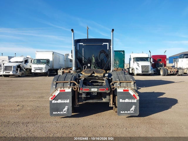 Mack Pinnacle 2024 1M1PN4GY0RM014845 Image 16