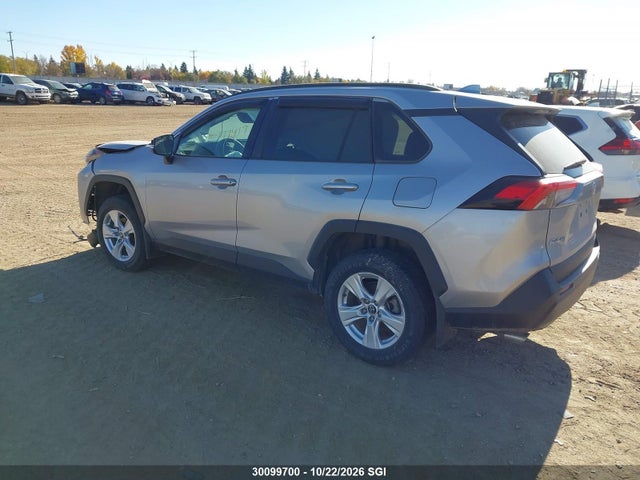 2T3B1RFV7KW061129 Toyota RAV4 LE