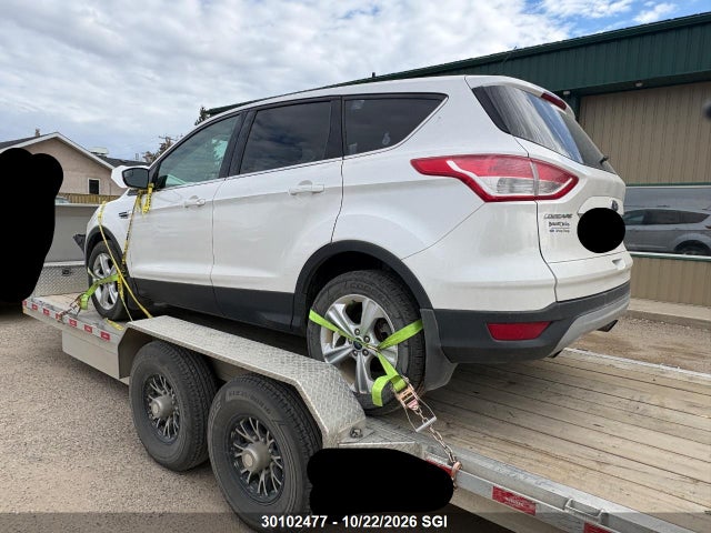 1FMCU9GX2FUA84800 Ford ESCAPE SE